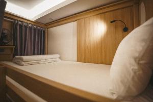 The One Hostel Hanoi 객실 침대
