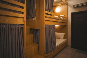 The One Hostel Hanoi 객실 침대
