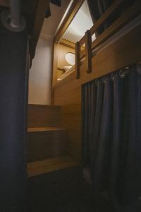 The One Hostel Hanoi 객실 이층 침대