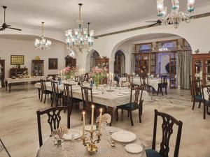 Restaurace v ubytování Dev Shree Deogarh