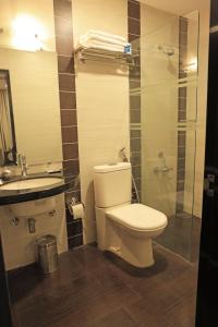 Koupelna v ubytování Click Hotel Yuvraj