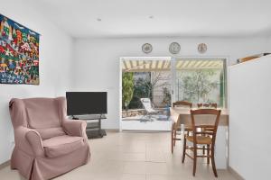 Zdjęcie z galerii obiektu Joli 60m2 proche des plages w miejscowości Saint-Raphaël