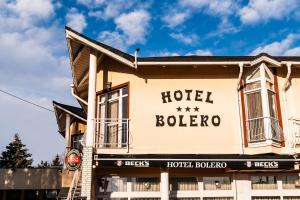 Budova, v ktorej sa hotel nachádza