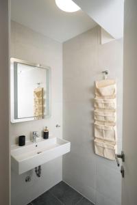 Et badeværelse på Apartment Garden Palace A125