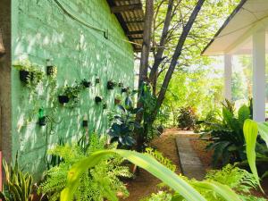 Giardino di Dimuthu Green Villa