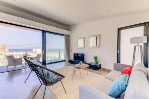 Gallery image of Cala Clara Beach Apartment by Sealand Villas in Cala de Sant Vicent