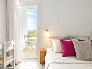Postel nebo postele na pokoji v ubytování BayBees Sea View Residence