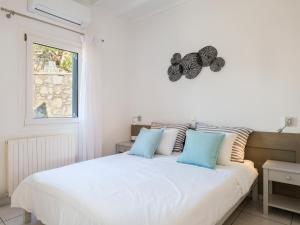 Postel nebo postele na pokoji v ubytování BayBees Sea View Residence