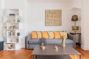 Gallery image of Eiffel Tower Saint Residence in Paris