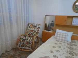 Una cama o camas en una habitación de Soba Tom