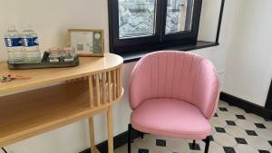 Fotografie z fotogalerie ubytování Chambre Pivoine au Domaine de l'Aven v destinaci Villeneuve-Minervois