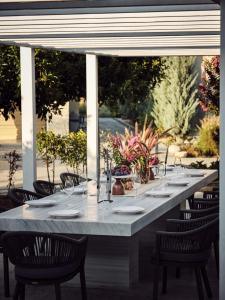 Сад в Bvs Luxury Villas Villa Plumeria Zakynthos