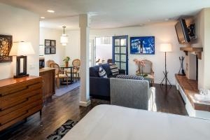 Gallery image of Hotel Pacific in Monterey