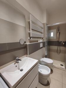 Vonios kambarys apgyvendinimo įstaigoje Casa nel Parco