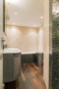 Kylpyhuone majoituspaikassa La Grange