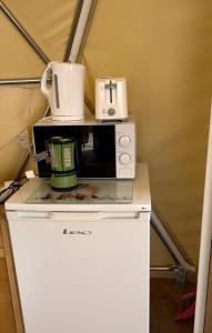 Foto sihtkohas Pendine asuva majutusasutuse Glamping Pod - Sleeps 4 - Pets - Parking galeriist +33 fotot