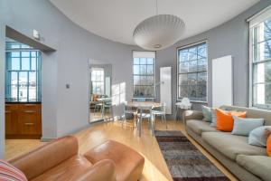 Gallery image of JOIVY Splendid flat near Holland Park in London