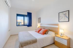 Posteľ alebo postele v izbe v ubytovaní Alicante Hills Premium