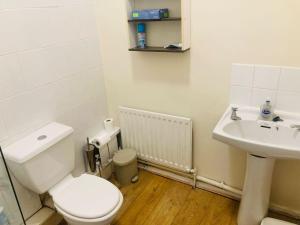 Koupelna v ubytování Largess Luxury Apartment