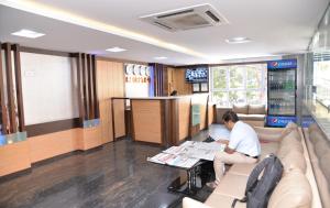 Gallery image of Hotel ABM International in Bangalore