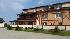 Photo de la galerie de l'établissement Apartment High Tatras, à Veľký Slavkov