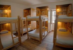 Letto o letti in una camera di The Secret Garden