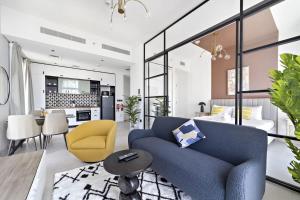 Posezení v ubytování Silkhaus exclusive 2BDR in Dubai Hills