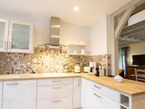 Fotografie z fotogalerie ubytování Maison paisible avec terrasse et jardin proche sites préhistoriques - FR-1-616-339 v destinaci Le Bugue