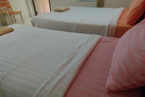 Gallery image of Review Resort in Bang Sare +29 photos