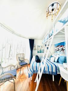 En eller flere senge i et værelse på Hello Banchuen Beach + 72 billeder