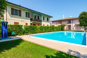 Bazén v ubytování Moretto 10 - con piscina e WiFi nebo v jeho okolí