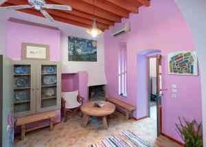 Posezení v ubytování Labyrinthos Arts Guest House
