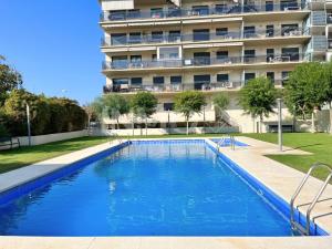 Fotografia z galérie ubytovania Moderno apartamento con piscina y parking 162B - INMO22 v destinácii Cambrils