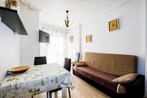 A seating area at ALEGRIA ID103