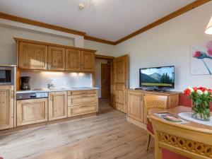 Kuchnia lub aneks kuchenny w obiekcie Appartements Haflingerhof