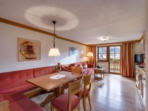 Telewizja i/lub zestaw kina domowego w obiekcie Appartements Haflingerhof