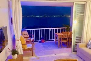 Parveke tai terassi majoituspaikassa Studio vue Mer