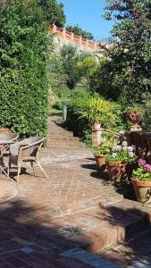 Imagen de la galería de La Vignetta Villa con giardino, en Alassio