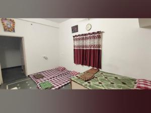 Gallery image of Samarth Sawali Guest House, Vidhyanagar Akkalkot in Akalkot