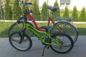 two bikes are parked next to each other at Apartament Aleksander in Ciechocinek