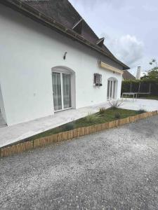 Gallery image of Logement 2 chambres sur propriété privé de 3500m2 in Cestas