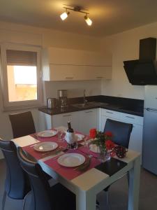 Zdjęcie z galerii obiektu Ferienhaus Magdalena w Fažanie