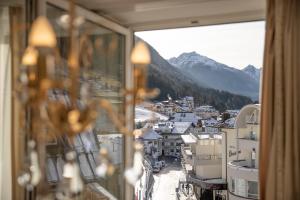 Üldine mäevaade või majutusasutusest Superior Hotel Post Ischgl pildistatud vaade