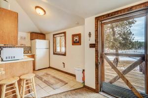 Η κουζίνα ή μικρή κουζίνα στο Cabin in Colorado NTL Forest