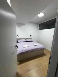 Katil atau katil-katil dalam bilik di Beautiful apartment (80m2) with a large terrace