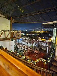 Casa Cusco guest house的阳台或露台
