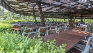 A restaurant or other place to eat at Mukarnas Spa & Resort Hotel