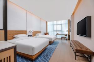 A television and/or entertainment centre at Four Points by Sheraton Xi’an High-Tech Zone