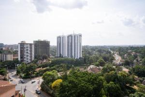 Imagen de la galería de Sun-Splashed Arty W/Panoramic Views, en Nairobi