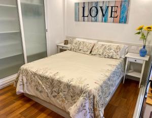Postel nebo postele na pokoji v ubytování LOFT vistas playa jardin + 26 fotografií